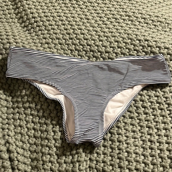 Xhilaration.. blue and white striped bathing suit bottoms. - Picture 1 of 2